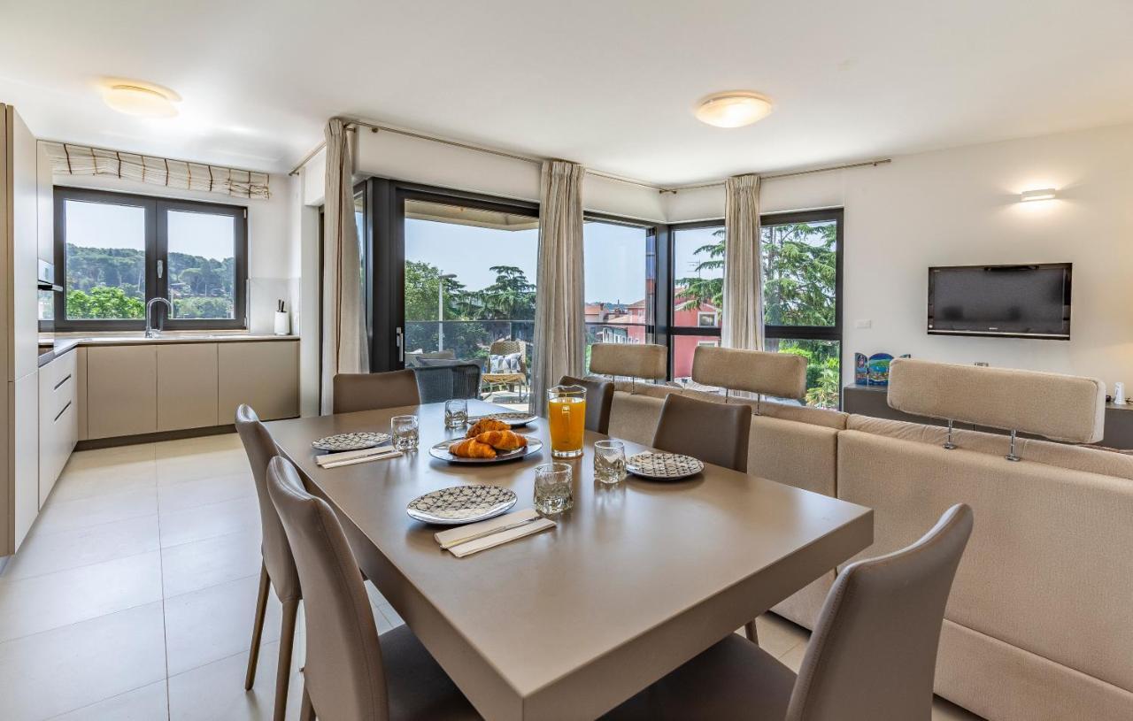Paradiso Luxury Apartment, 로비니 외부 사진