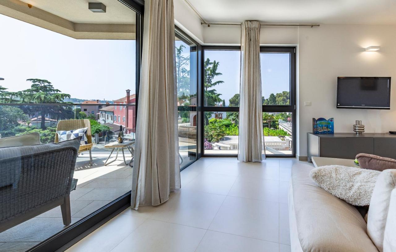 Paradiso Luxury Apartment, 로비니 외부 사진